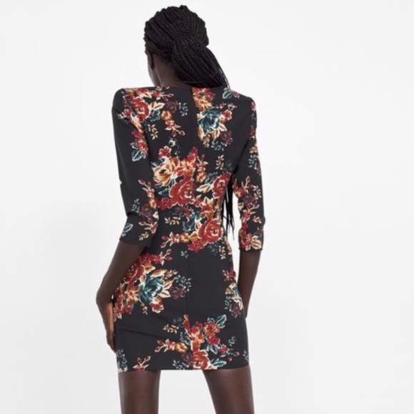 Zara Black Floral Dress with Vneck - Picture 5 of 6